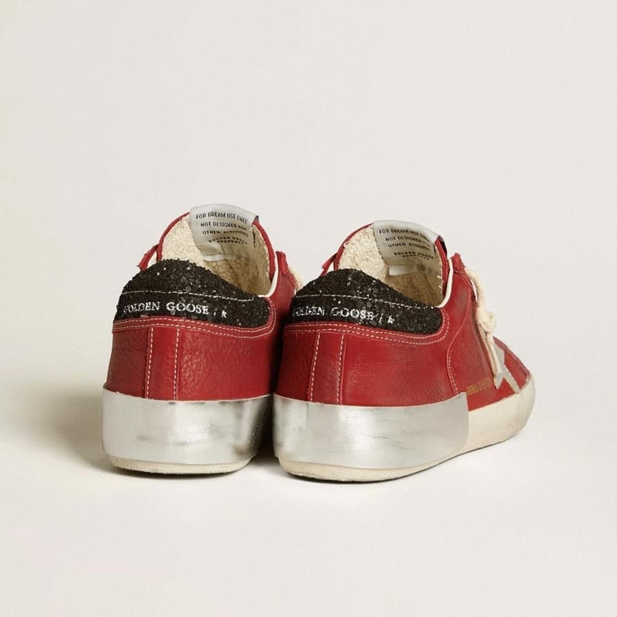 حذاء سنيكرز جولدن جوس Golden Goose