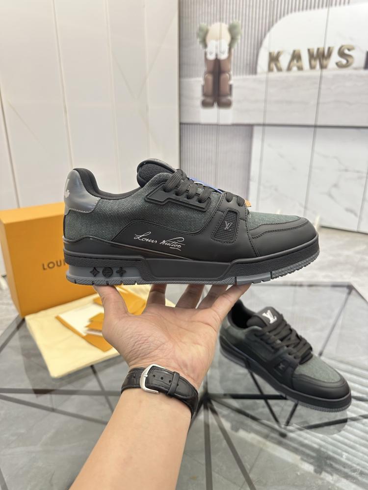 سنيكرز لويس فيتون ترينر LV Trainer للرجال