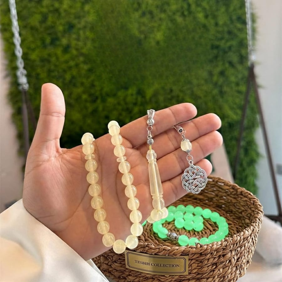 سبحة بكلايت المضيء