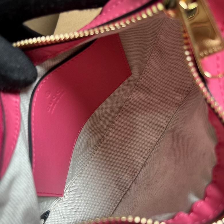 حقيبة جوتشي - Gucci bag