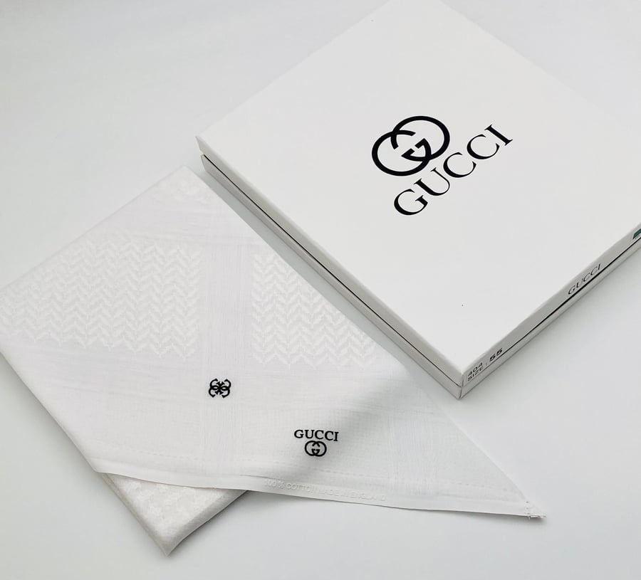 شماغ غوتشي (Gucci) أبيض