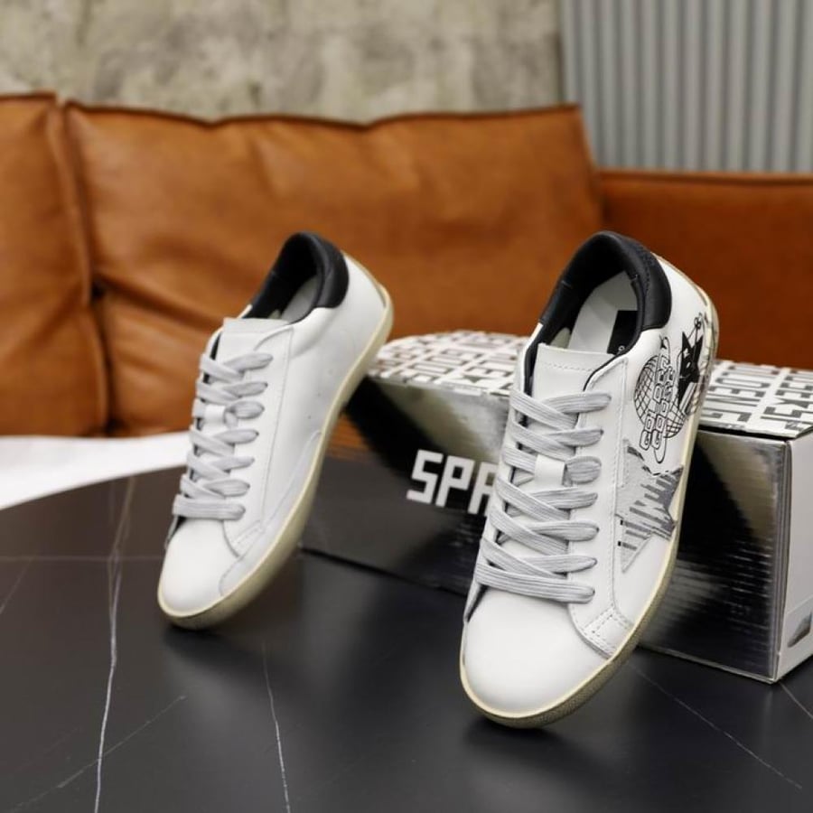 حذاء سنيكرز جولدن جوس Golden Goose
