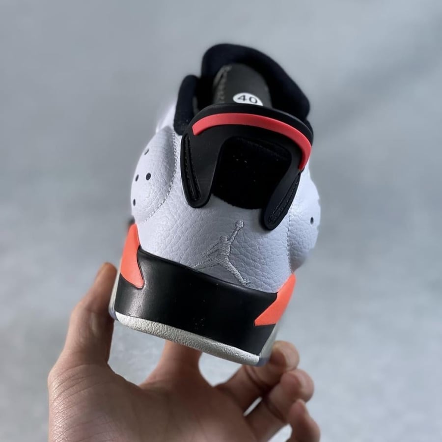 Air Jordan 6 Retro