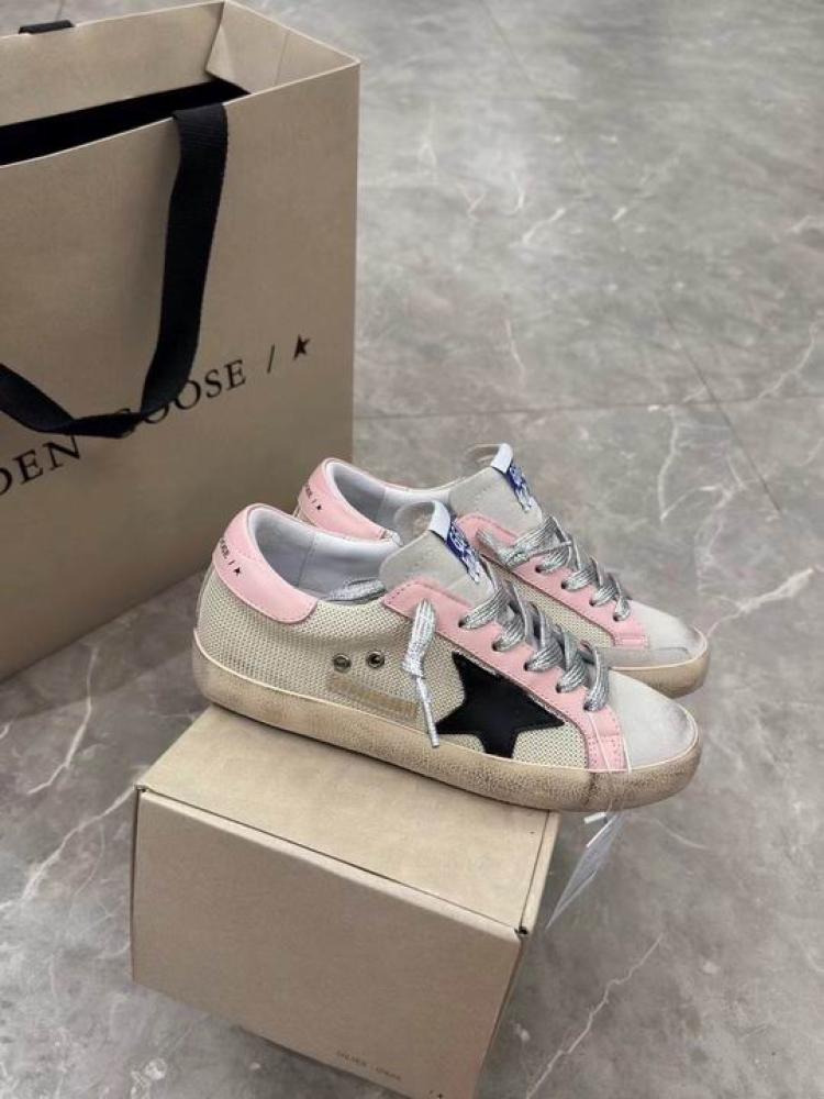 حذاء سنيكرز جولدن جوس Golden Goose