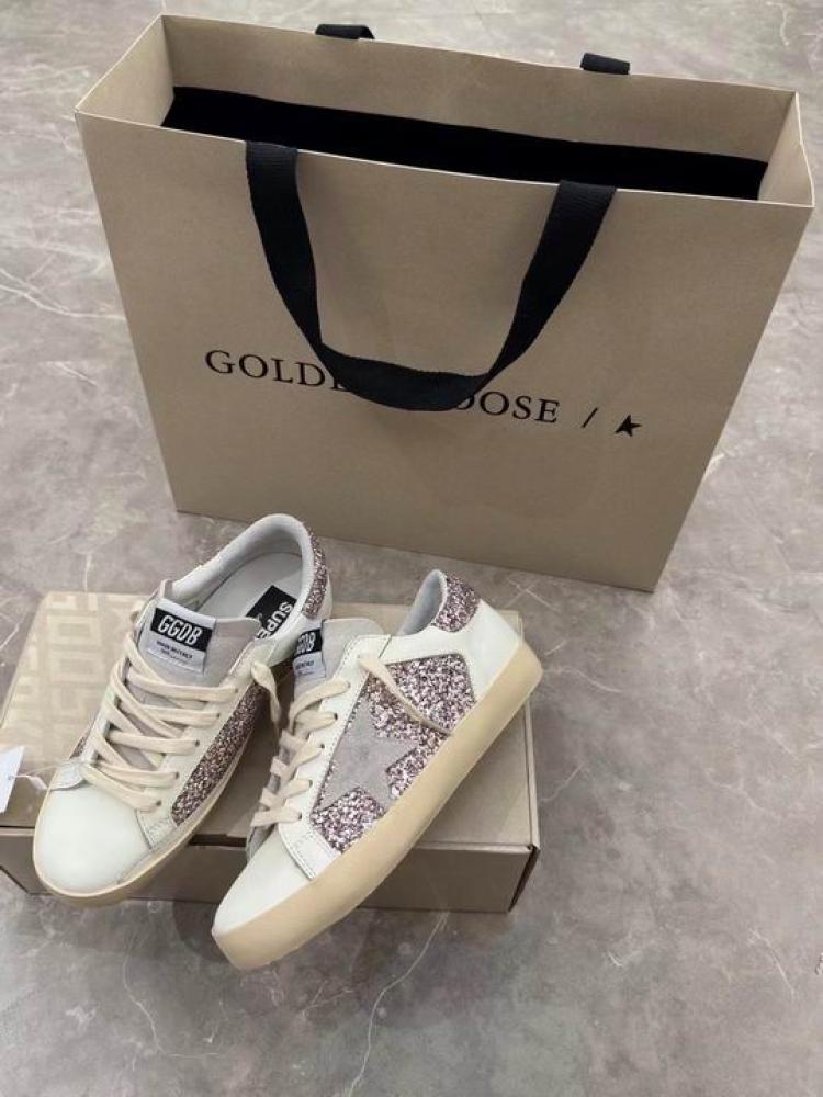 حذاء سنيكرز جولدن جوس Golden Goose
