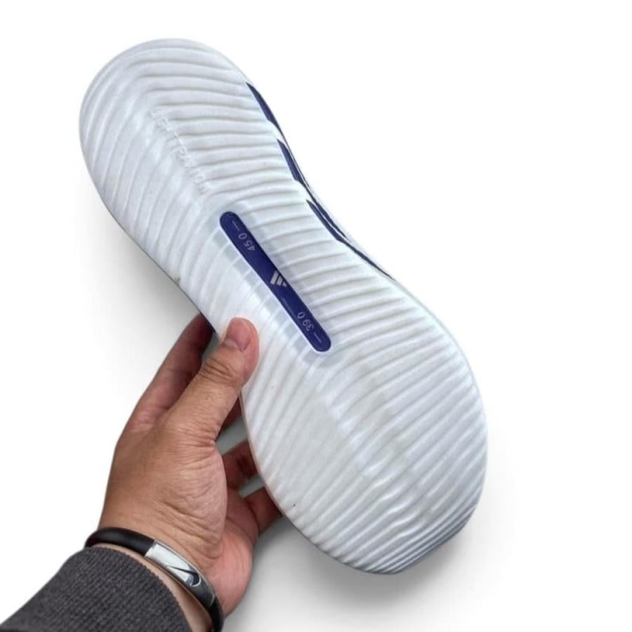 حذاء اديداس هايبربوست إيدج  Adidas Hyperboost Edg ابيض وكحلي للجنسين