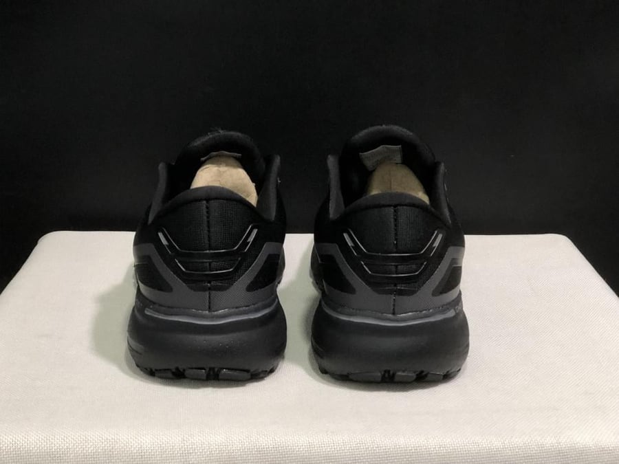حذاء بروكس جوست Brooks Ghost 15