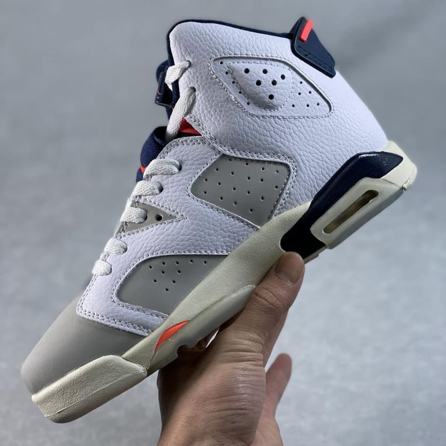 Air Jordan 6 Retro