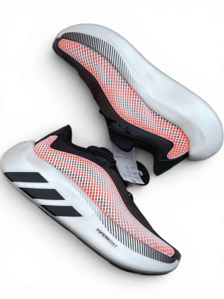 حذاء اديداس هايبربوست إيدج Adidas Hyperboost Edg اسود مع برتقالي للجنسين