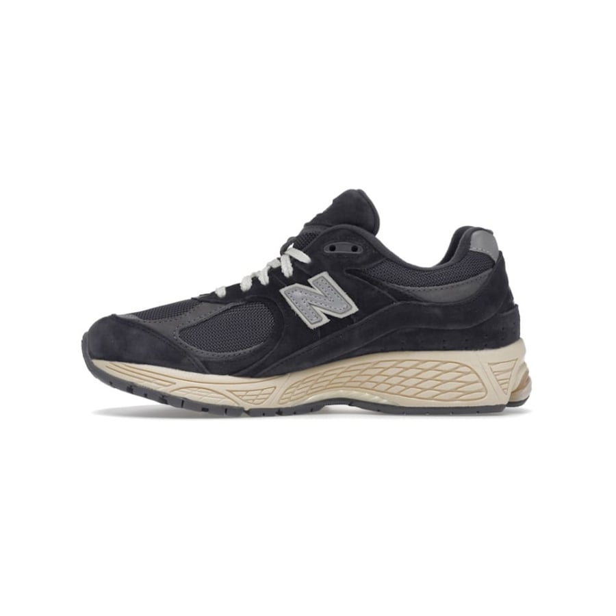 نيو بالانس  New Balance 2002