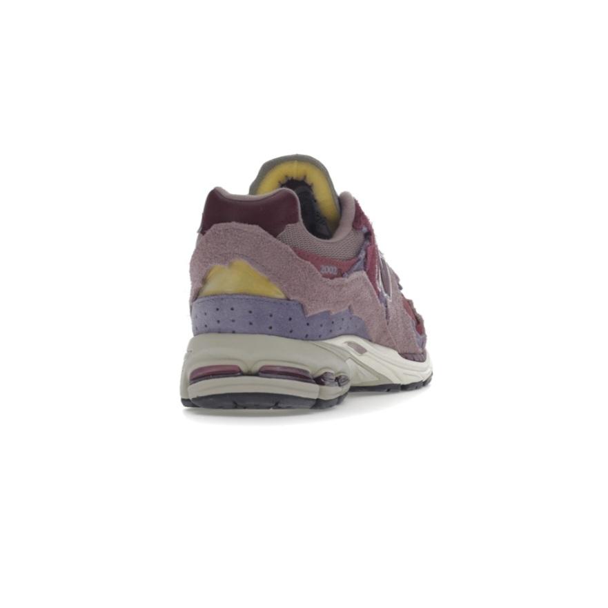 نيو بالانس  New Balance 2002