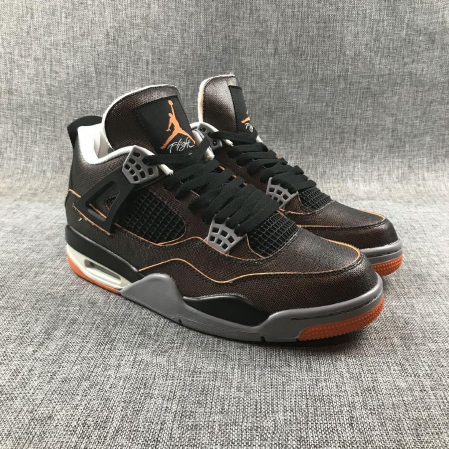 Air Jordan 4 Retro
