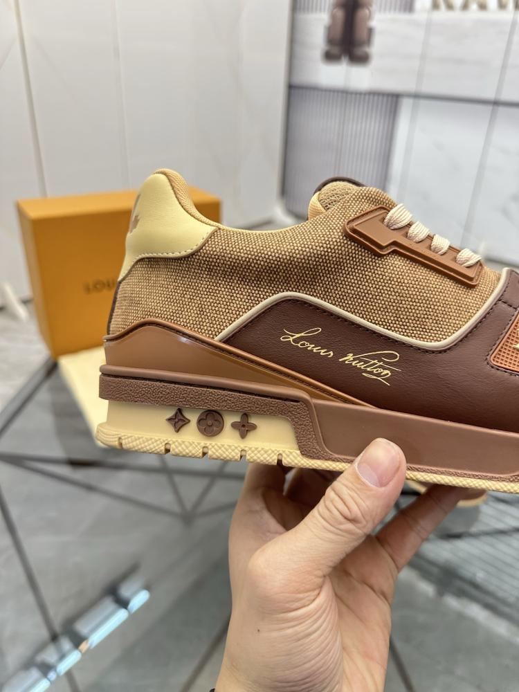 سنيكرز لويس فيتون ترينر LV Trainer للرجال