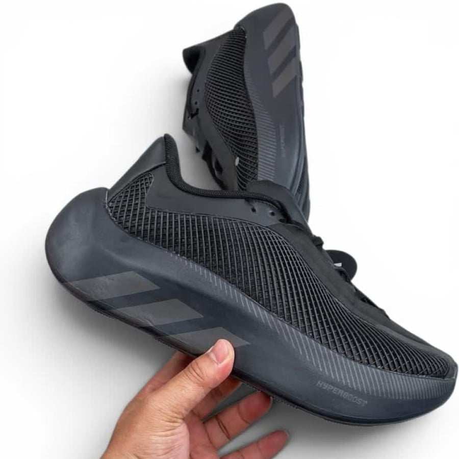 حذاء اديداس هايبربوست إيدج  Adidas Hyperboost Edg اسود للجنسين