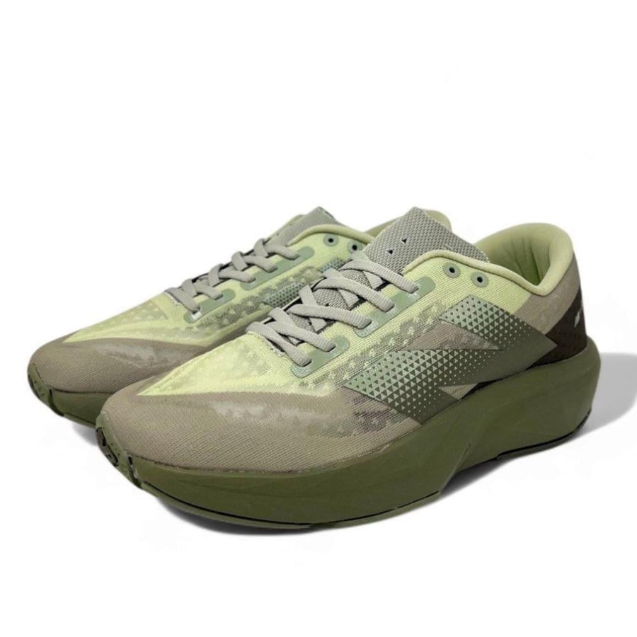 New Balance FuelCell Rebel v4
