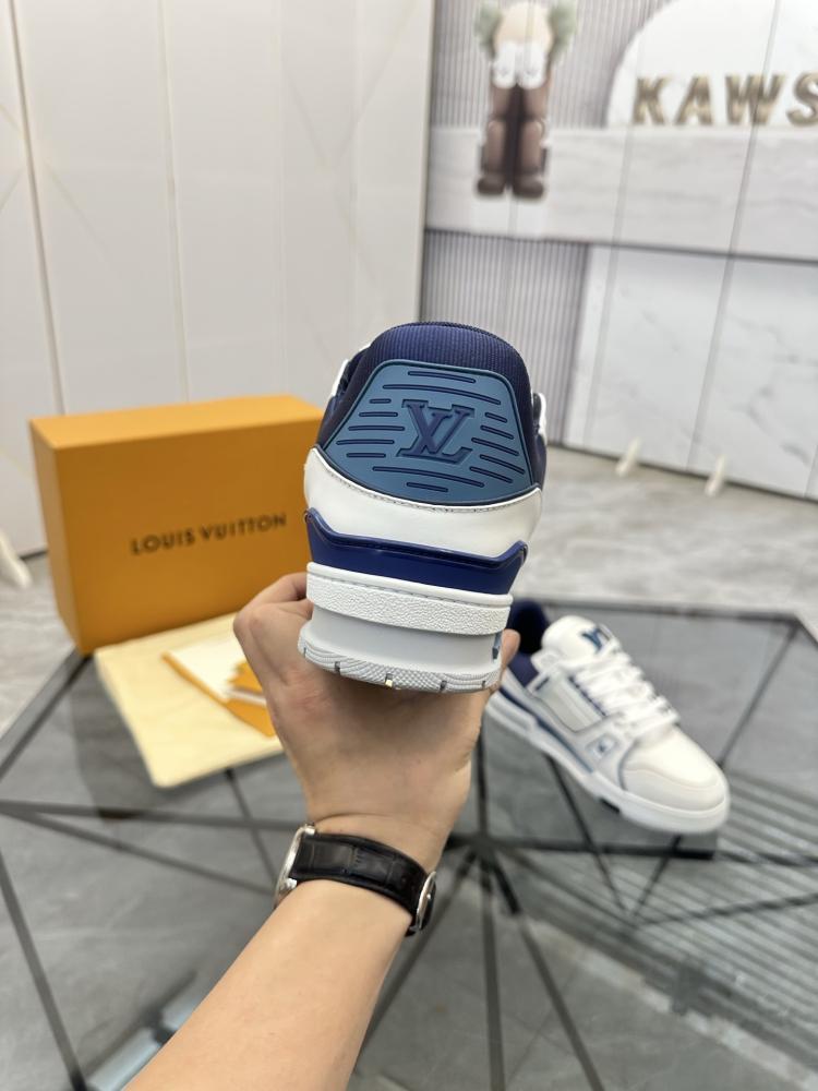 حذاء سنيكر لويس فيتون ترينر LV Trainer للجنسين