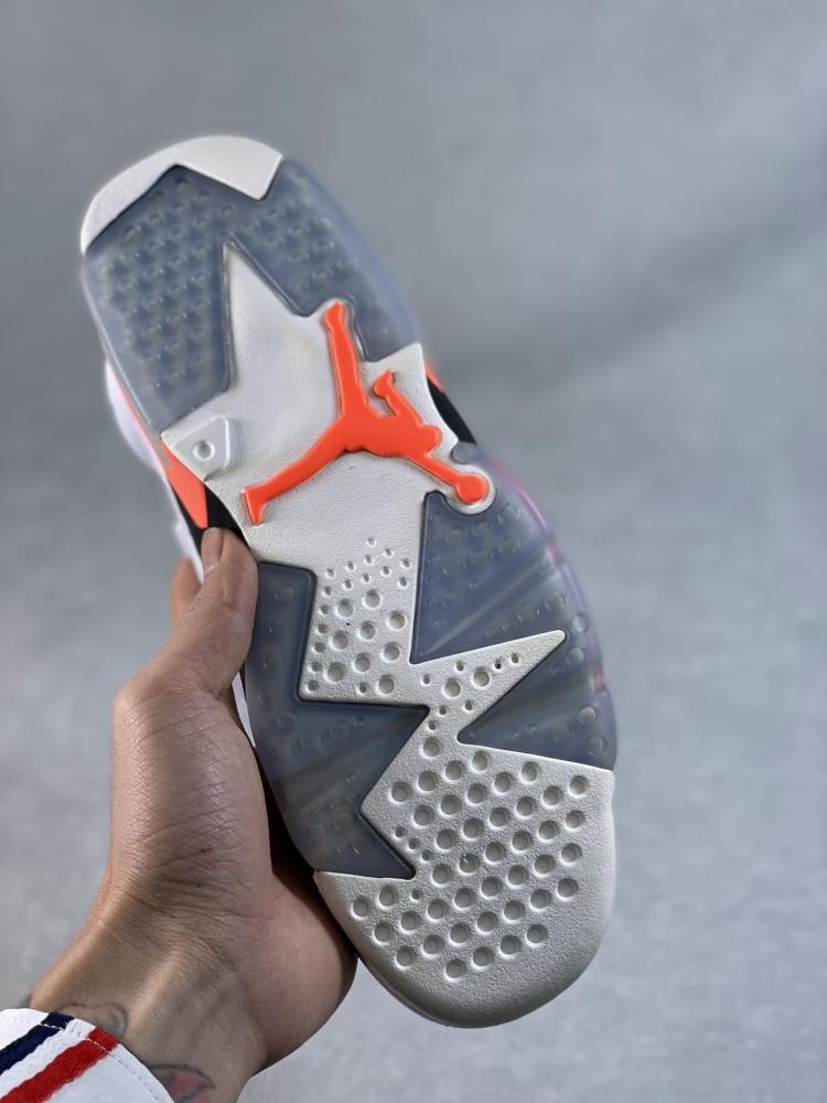 Air Jordan 6 Retro
