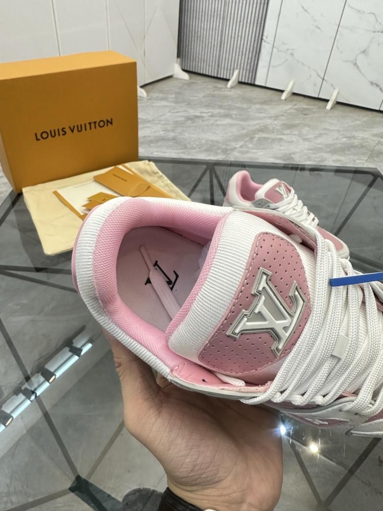 حذاء سنيكر لويس فيتون ترينر LV Trainer للجنسين