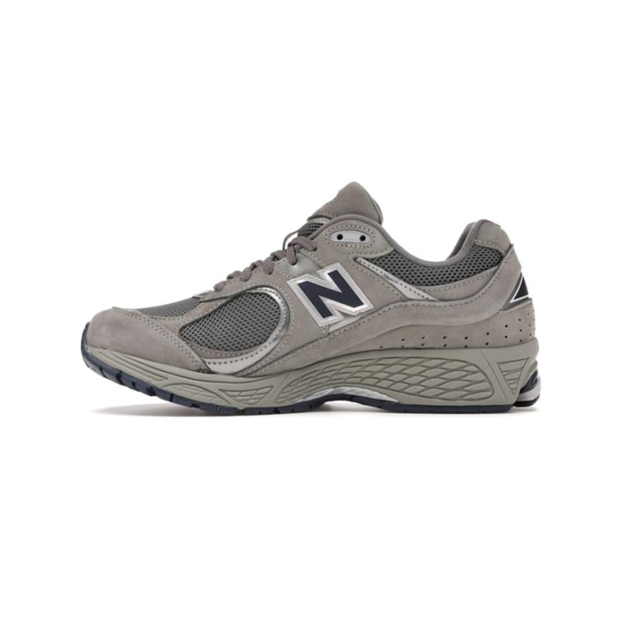 نيو بالانس  New Balance 2002