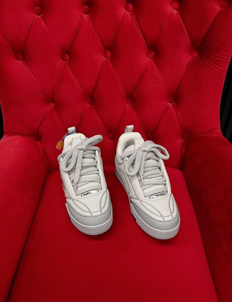 سنيكرز لويس فيتون LV Trainer