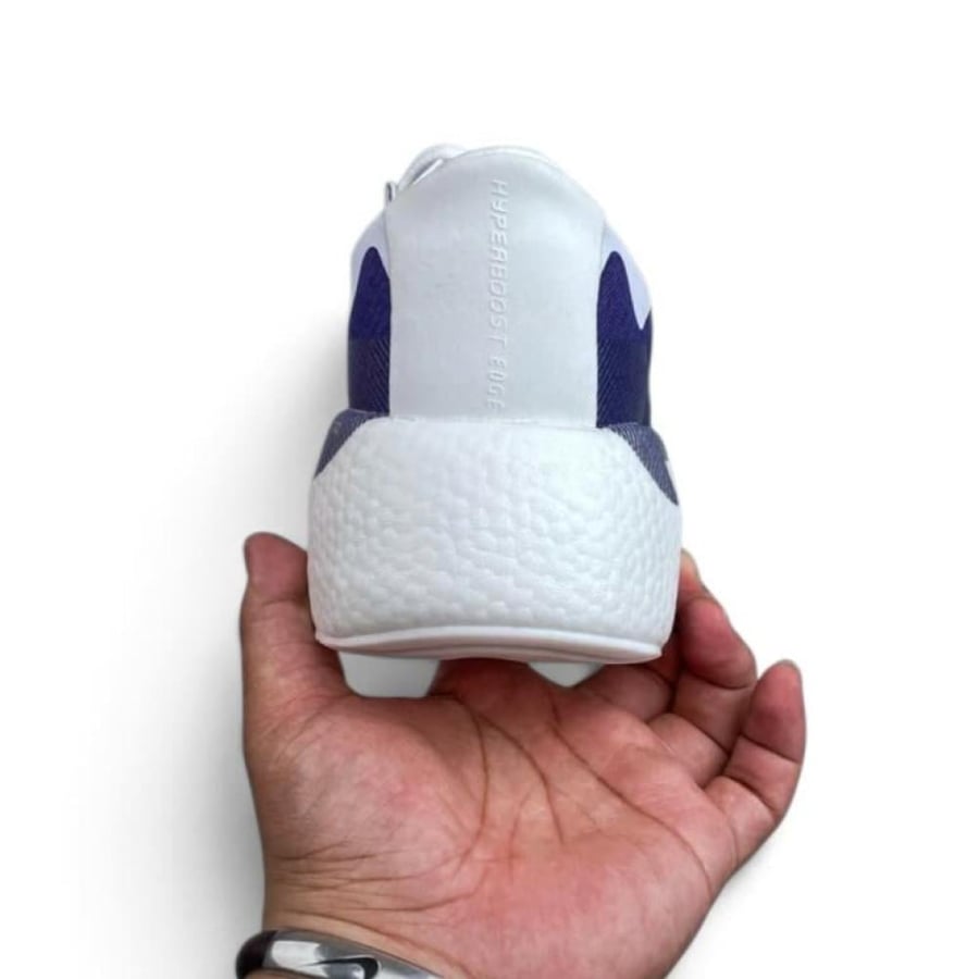 حذاء اديداس هايبربوست إيدج  Adidas Hyperboost Edg ابيض وكحلي للجنسين