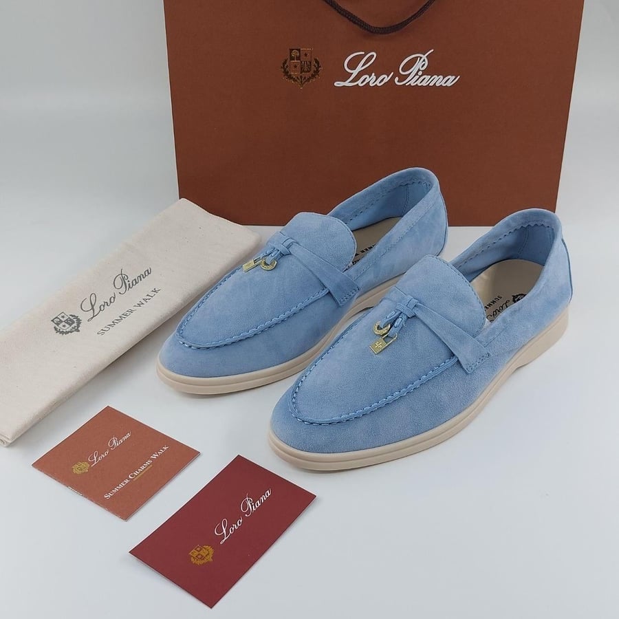 كاجوال لورو بيانا Loro Piana