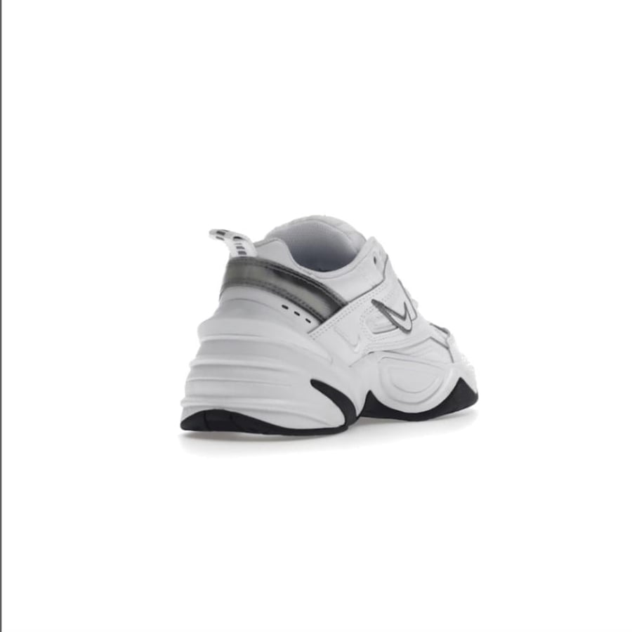 نايك NIke M2k