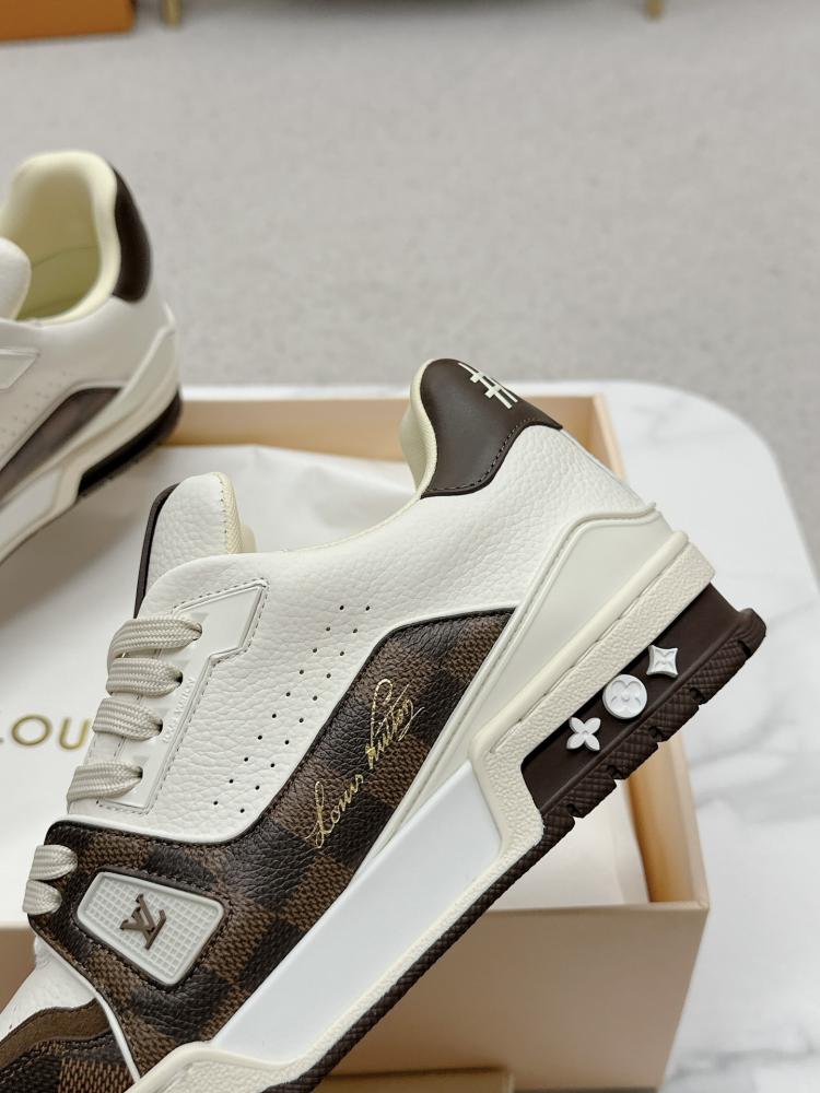 سنيكرز لويس فيتون LV Trainer