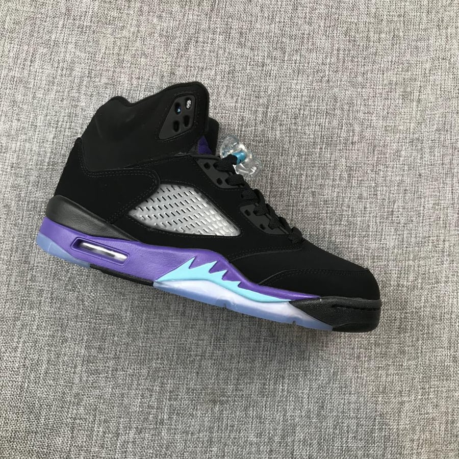 Air Jordan 5 Retro