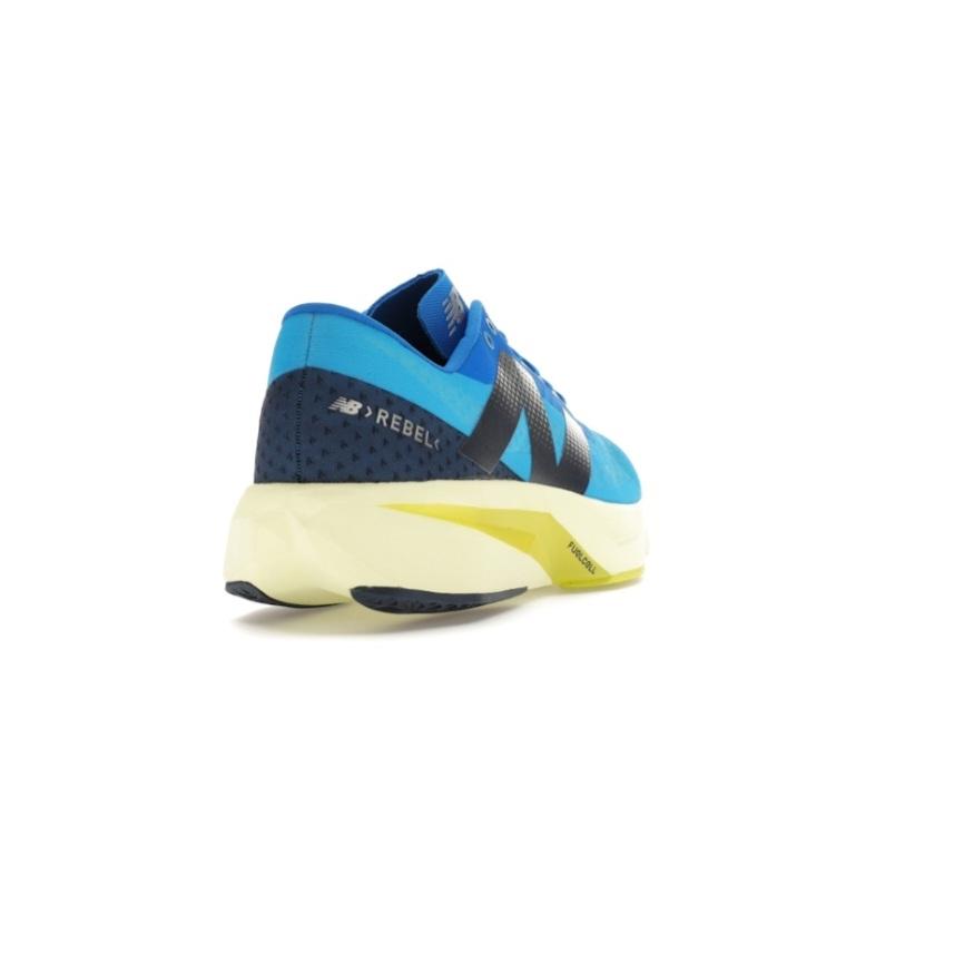نيو بالانس New Balance FuelCell