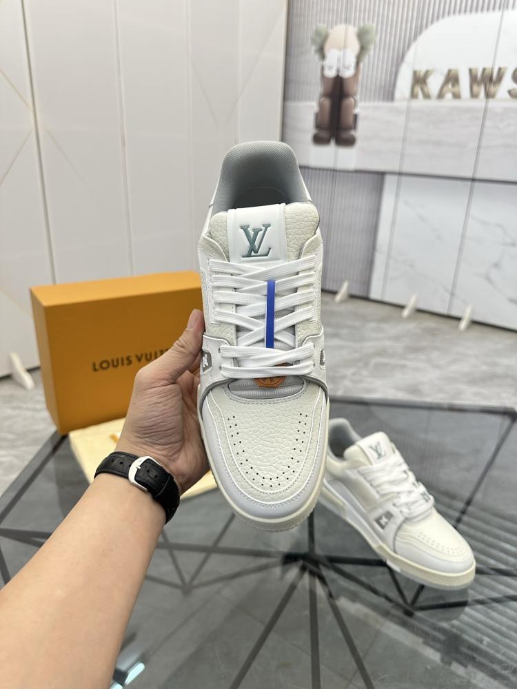حذاء سنيكر لويس فيتون ترينر LV Trainer للجنسين