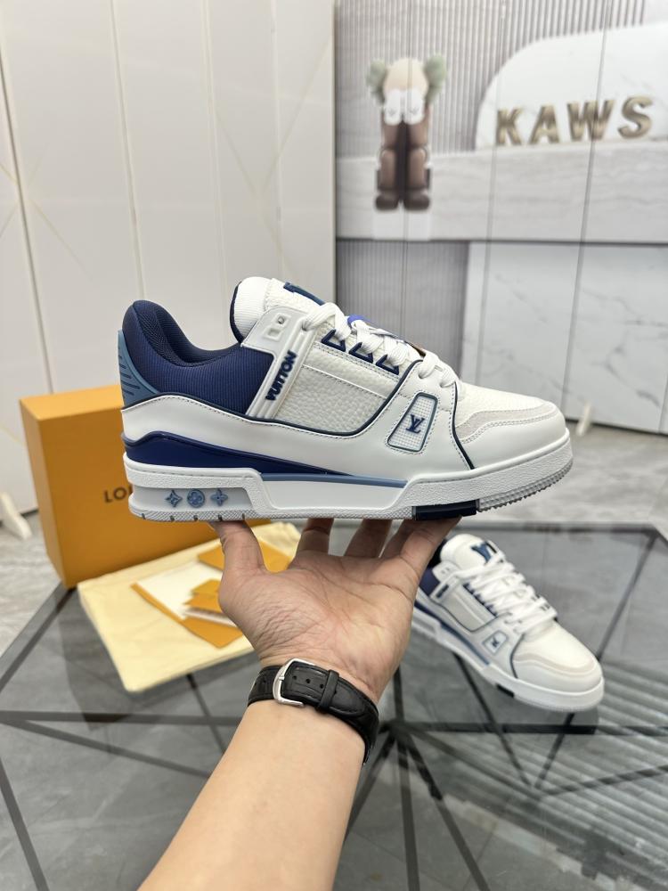 حذاء سنيكر لويس فيتون ترينر LV Trainer للجنسين