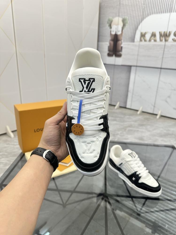 حذاء سنيكر لويس فيتون ترينر LV Trainer للرجال
