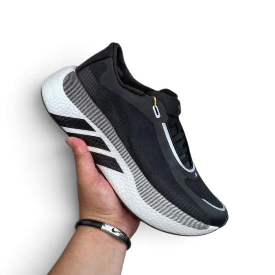 حذاء اديداس هايبربوست إيدج  Adidas Hyperboost Edg اسود وابيض للجنسين
