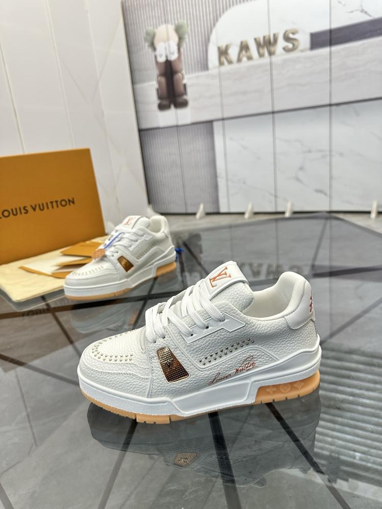 حذاء سنيكر لويس فيتون ترينر LV Trainer للجنسين