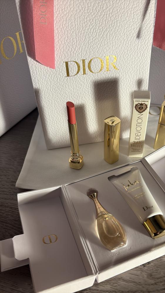 باكج العيد الاصلي Dior