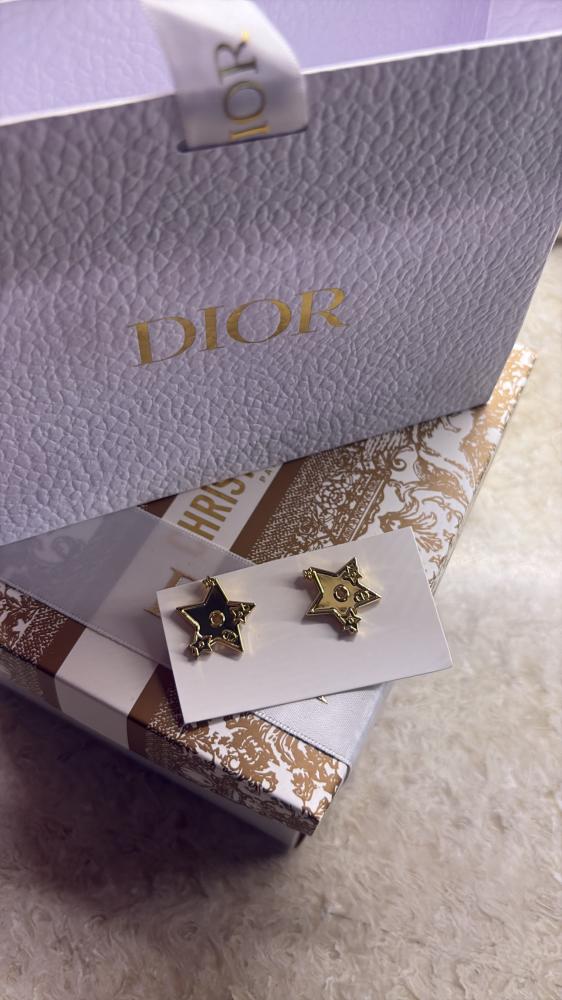 بروشر DiOR قطعتين