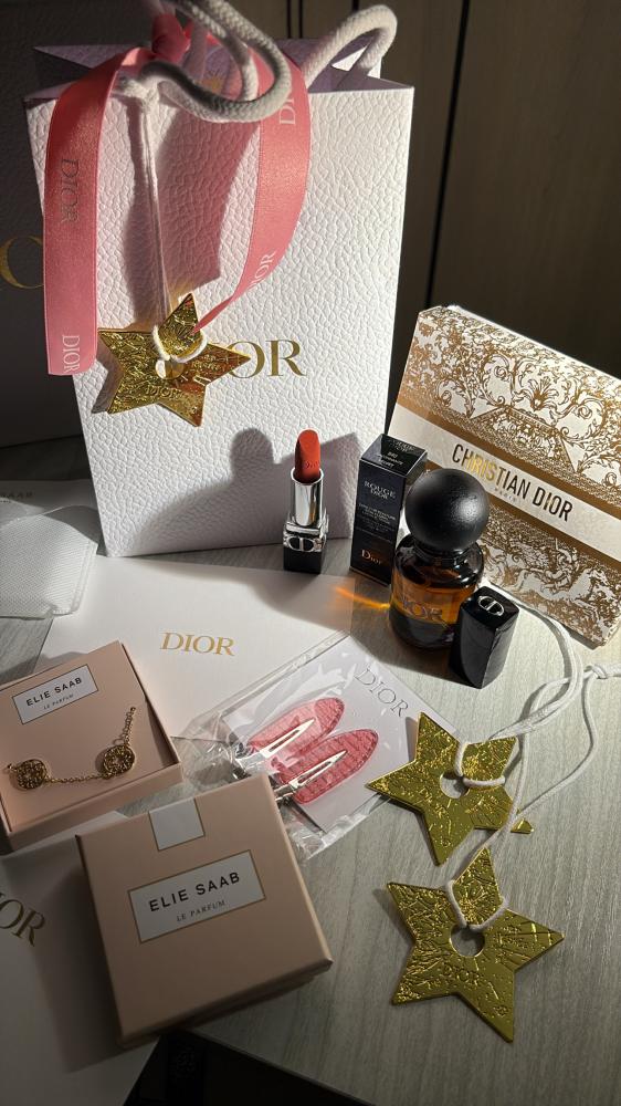 باكج DiOR for gift!