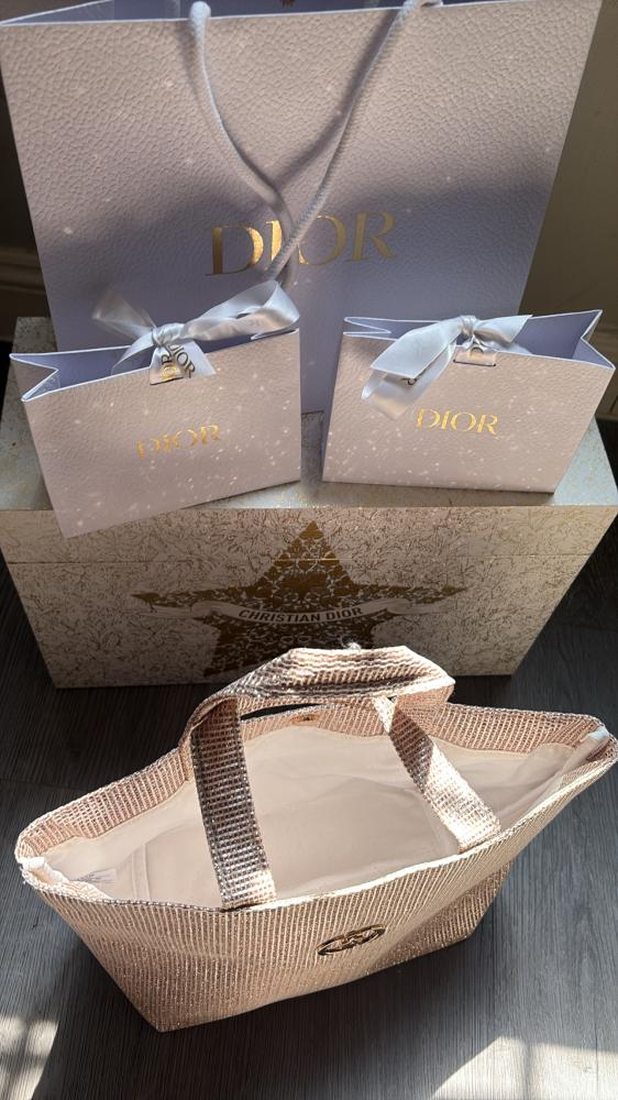 توت باق DiOR الاصليه