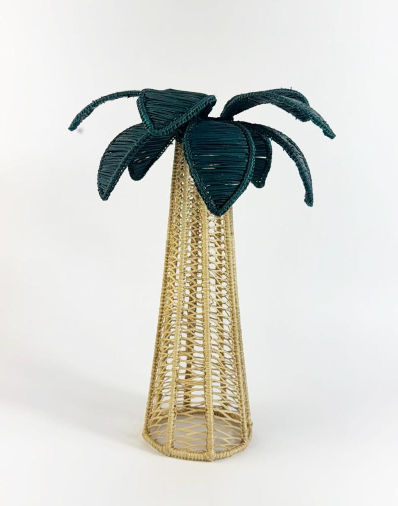 Large palm tree - Petroleum