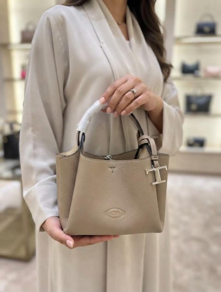 شنطة تودز TOD’S بيج هاي كوالتي ماسترد مع العلبة