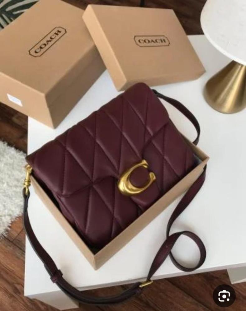 شنطة كوتش هاي كوالتي بالعلبة