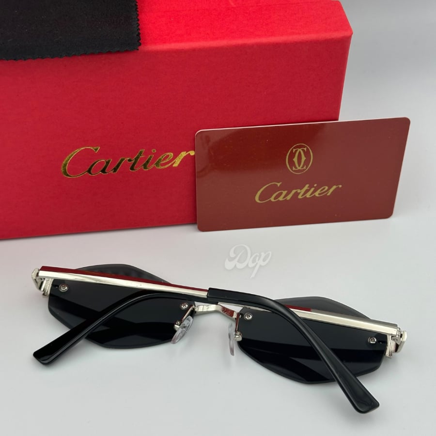 نظارة كارتير معّين بدون اطار عدسة سوداء