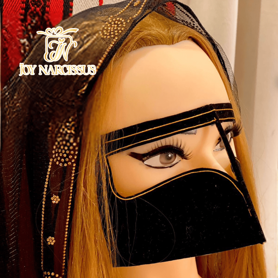 صورة برقع سوبر من المخمل الأسود الفاخر