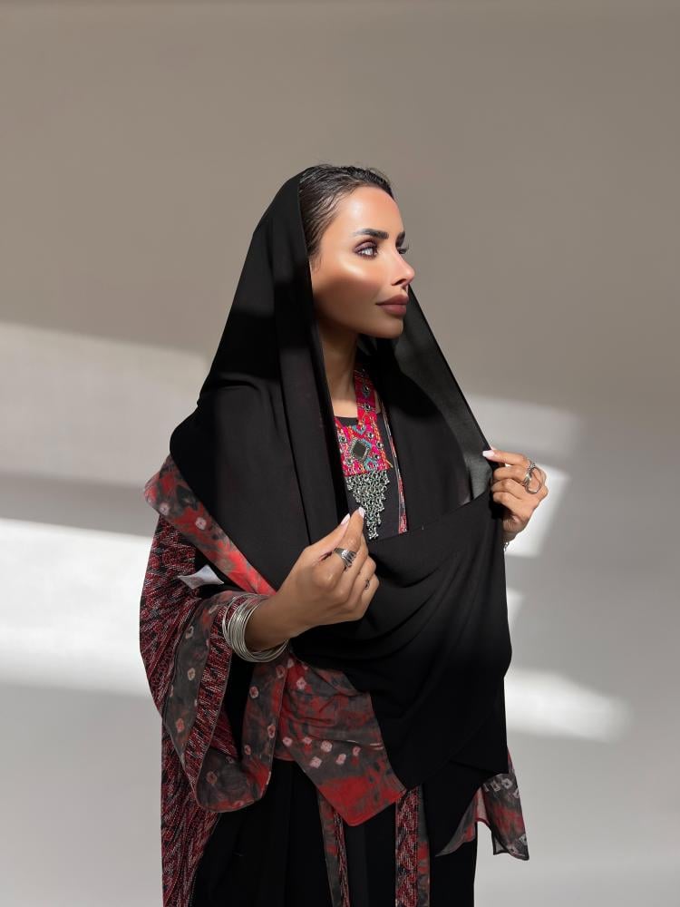 2 - Aura Abaya