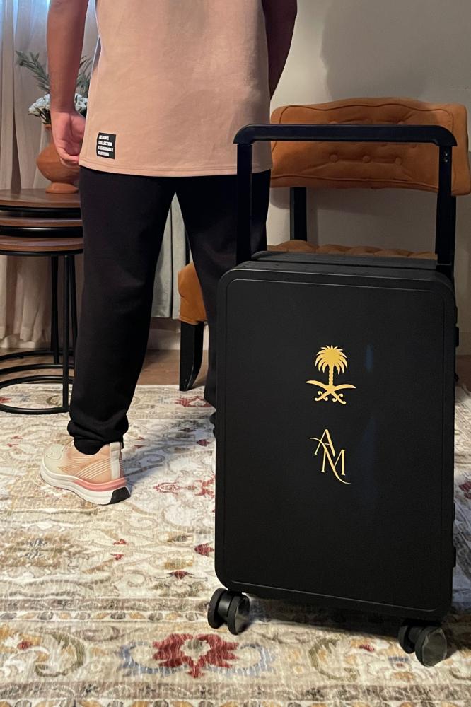 شنطه سفر مقاس ٢٠ اسود