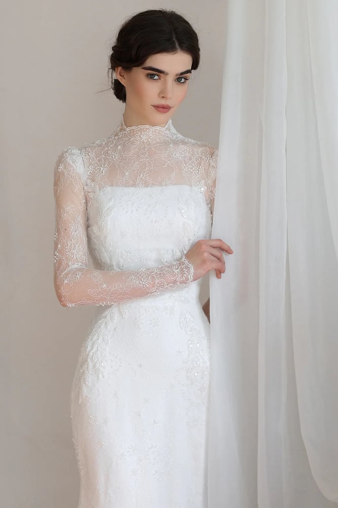 White bride dress