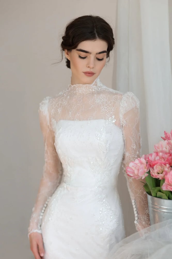 White bride dress