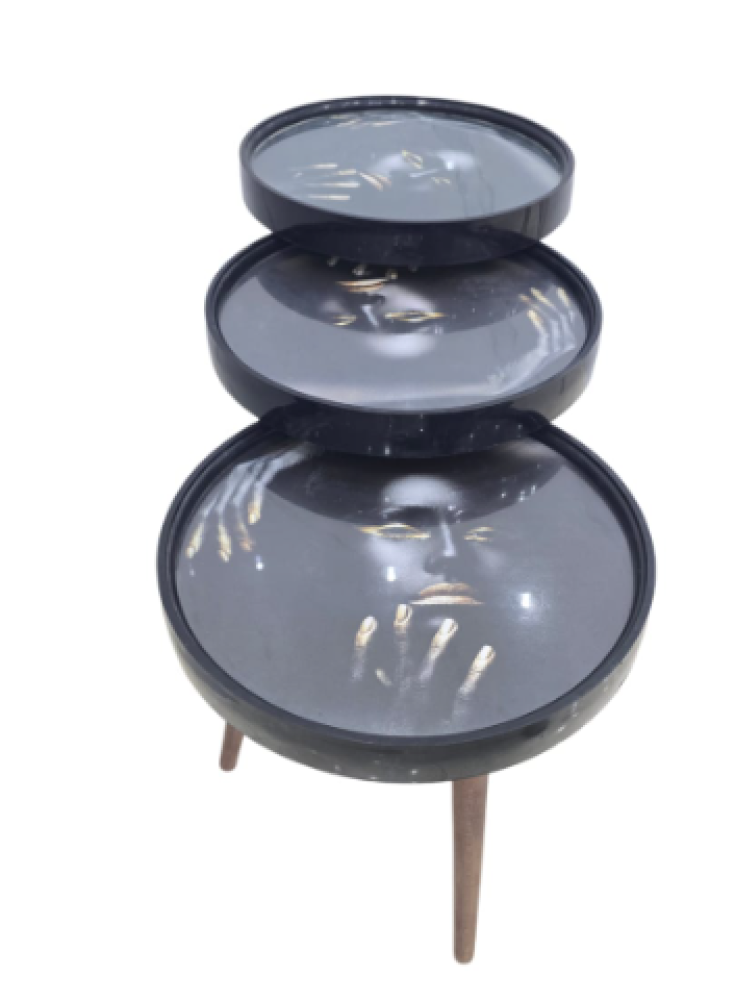 طقم طاولات خشبي 3 احجام صناعة تركي برسمات مختلفه
