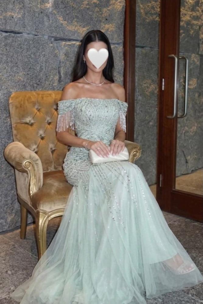 فستان سهرة مميز بتصميم فاخر